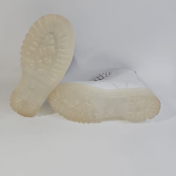 Olivia Miller White faux Leather Combat Boots‎ Womens Size 8.5 - Picture 9 of 9